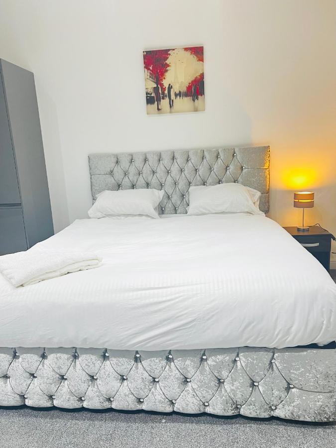 The Pleasant House Appartamento Manchester Esterno foto